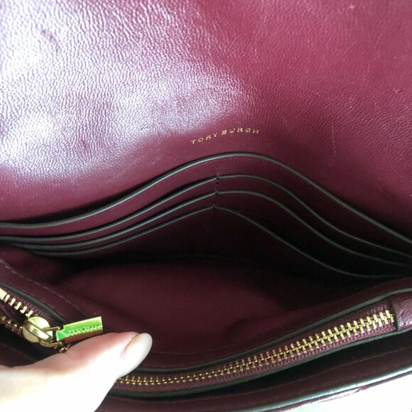 TORY BURCH Quilted Kira Chevron Shoulder Crossbody Bag Bordeaux - Picture 10 of 12